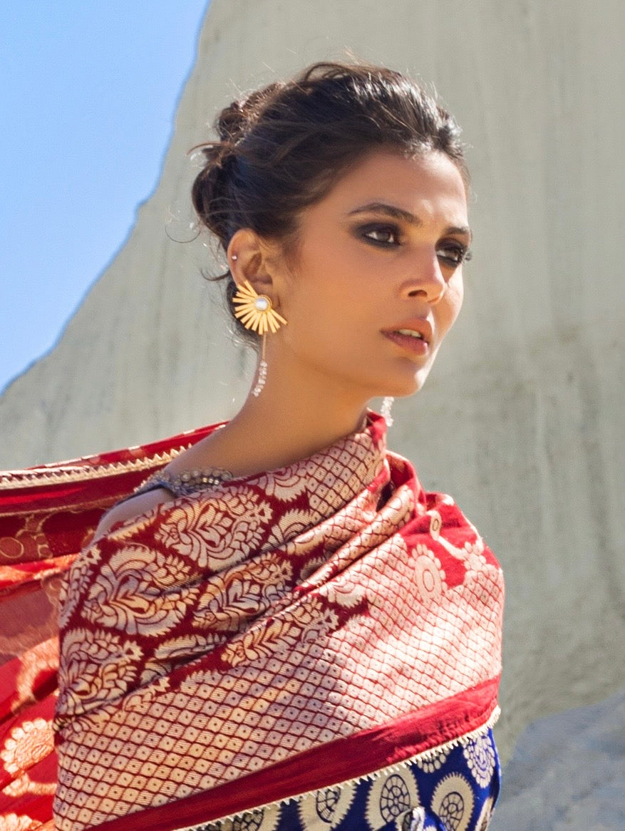 Demi Statement Sofia Pearls