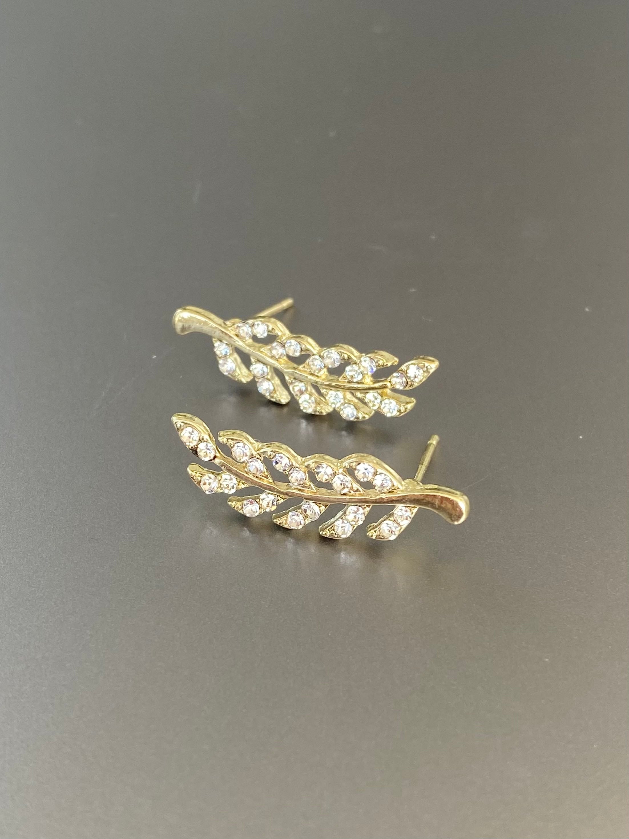 Leafy Crawler in Gold