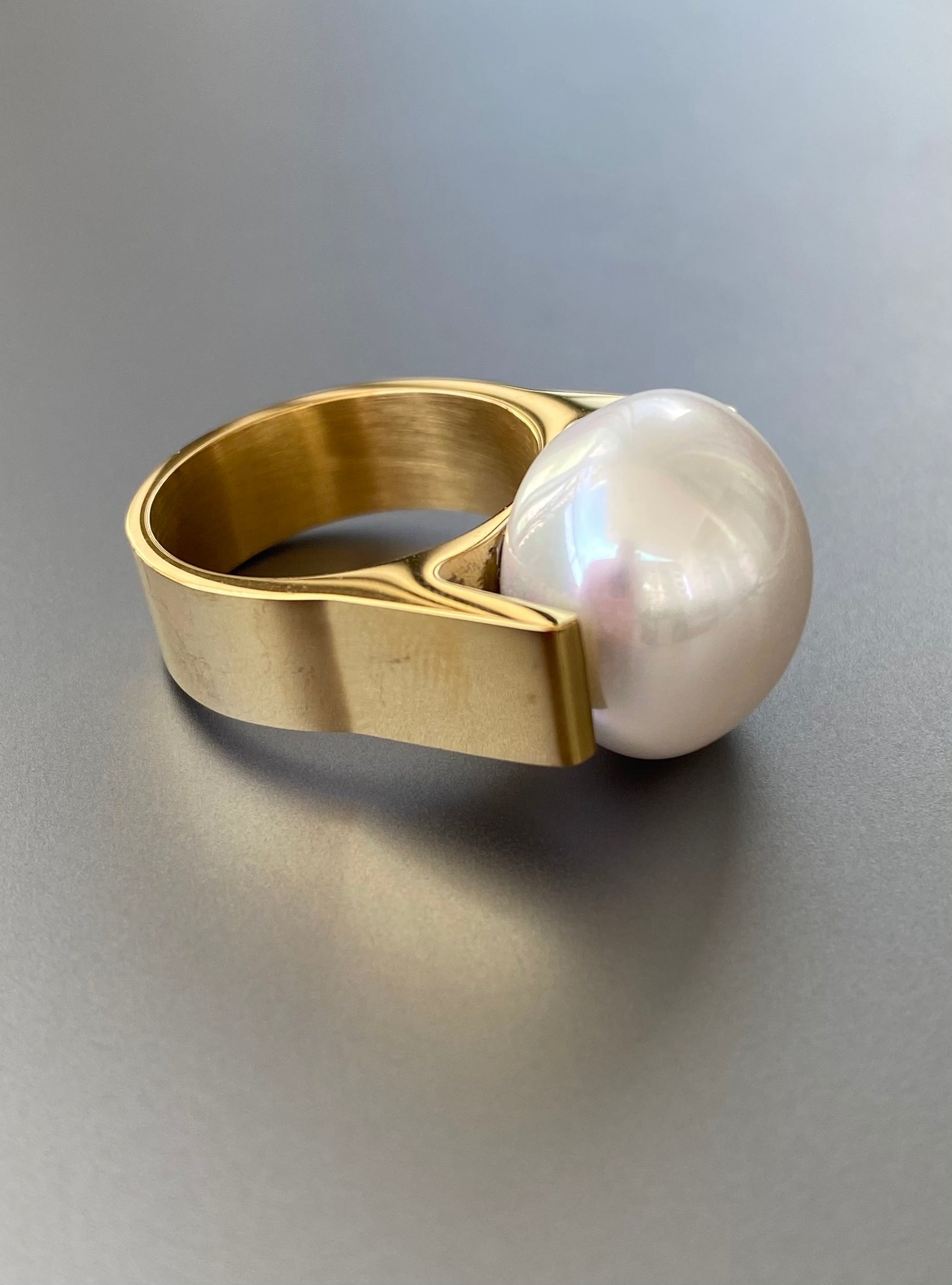Statement Mabé Pearl Ring