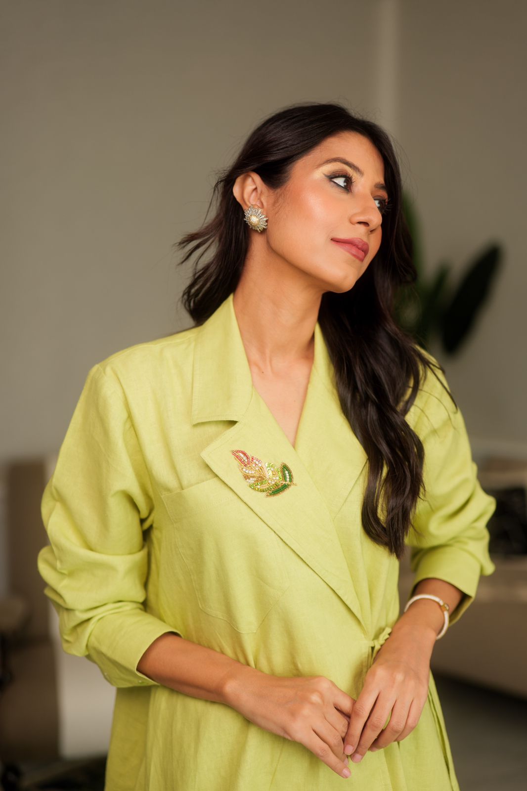 Sunflower Flip Earrings in White & Yellow