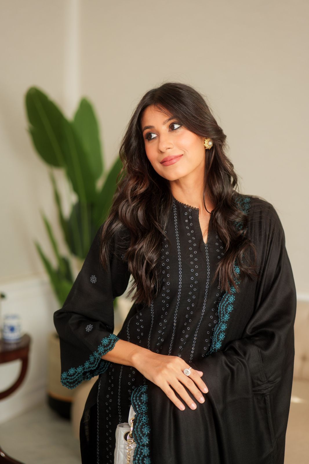 Sunflower Flip Earrings in White & Yellow