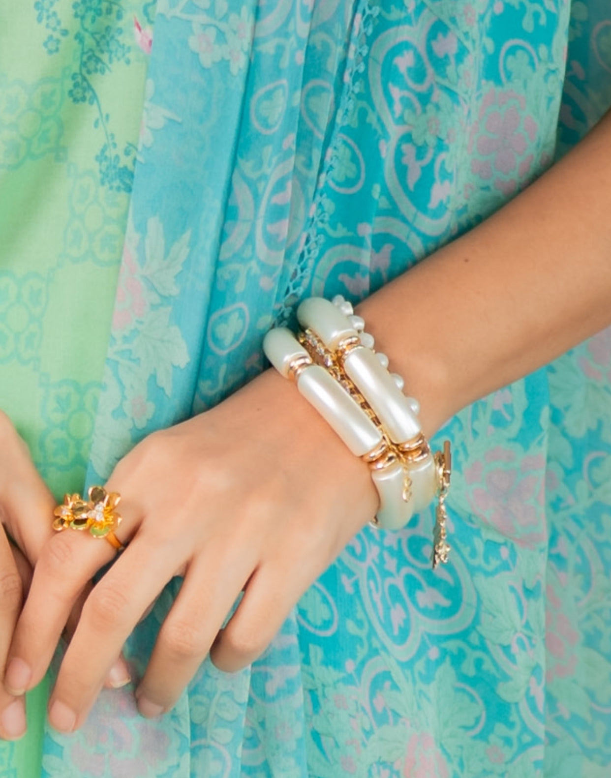 Bone Stretchable Bracelet