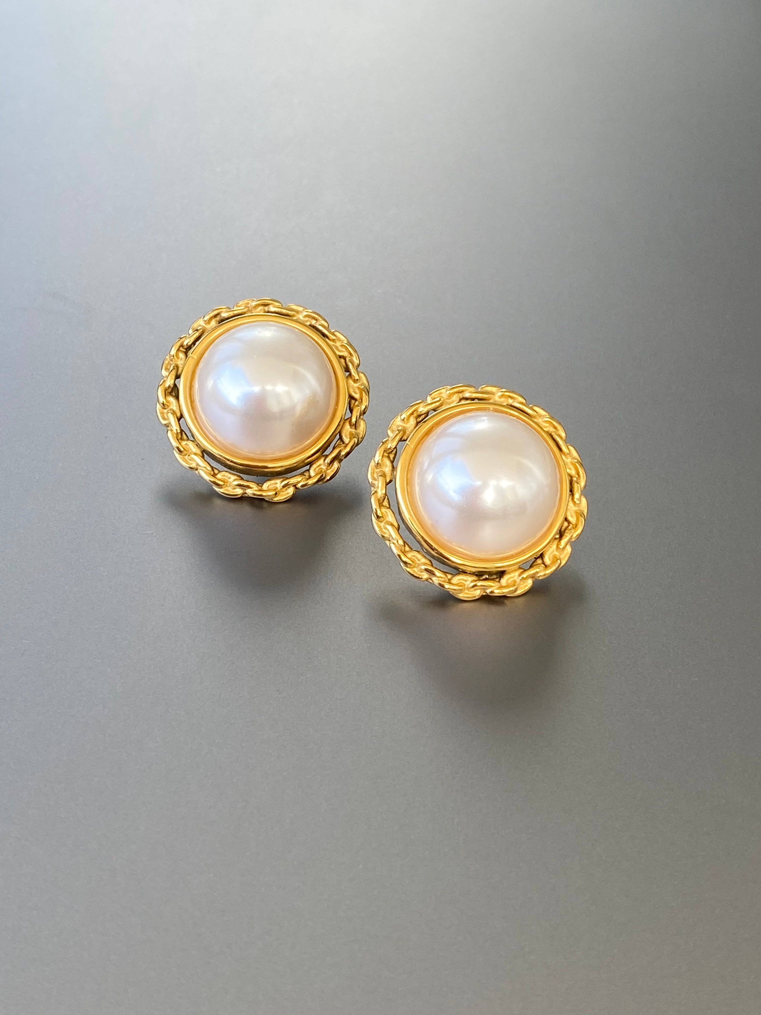 Statement Mabé Pearl Twists