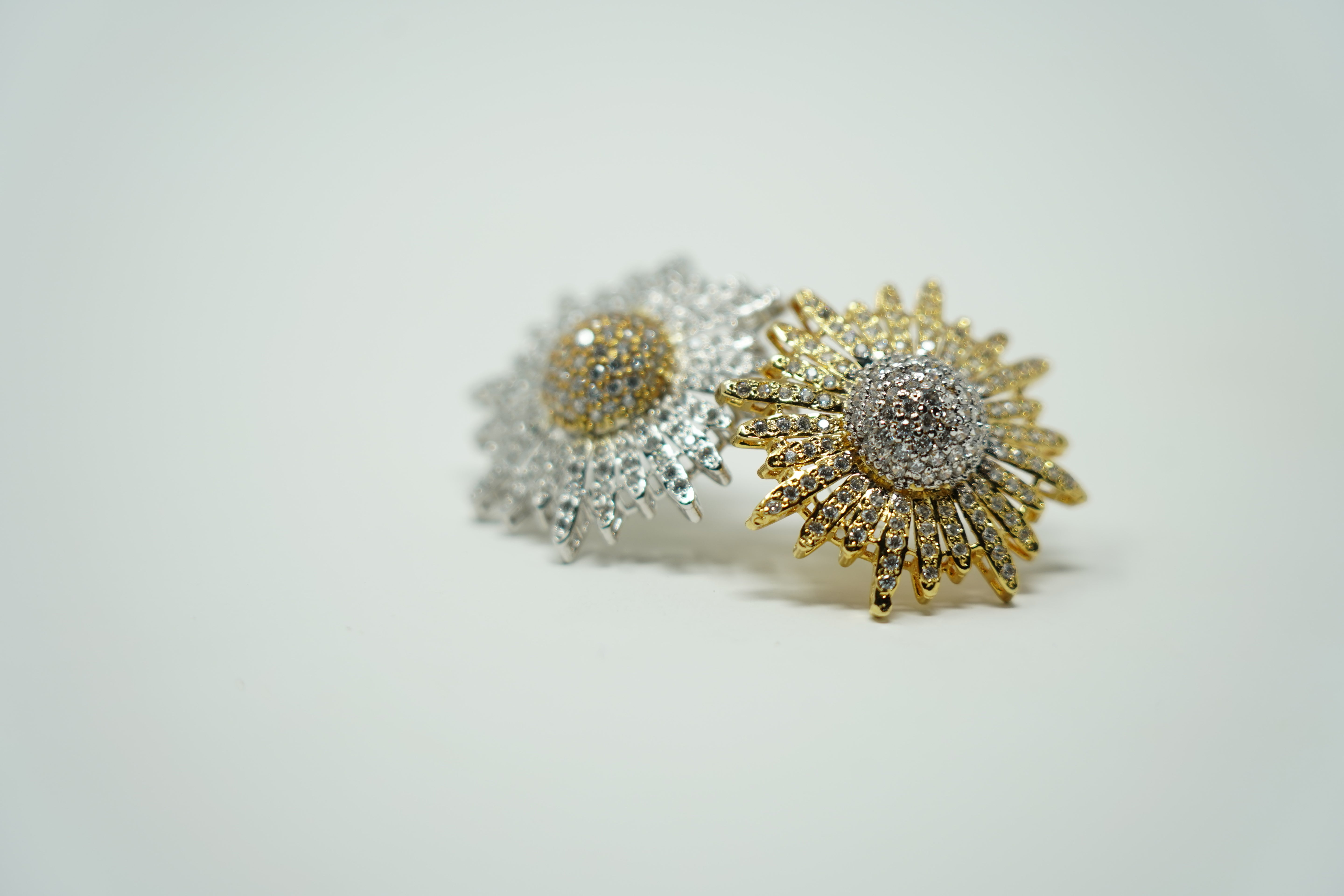Sunflower Flip Earrings in White & Yellow